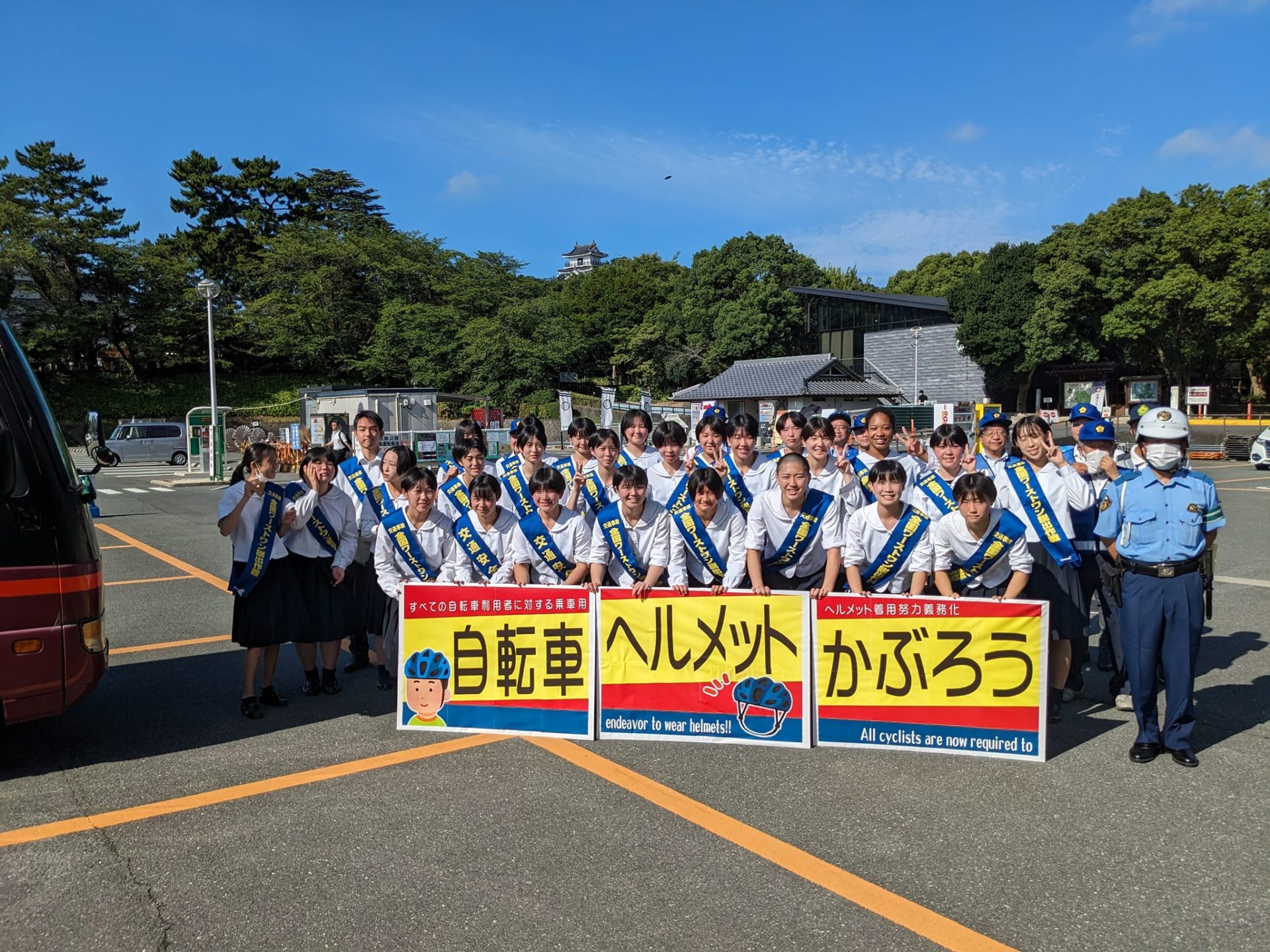 「自転車マナー向上キャンペーン指導強化の日」に街頭広報を実施