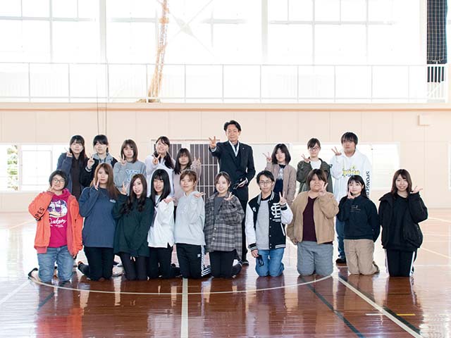 バドミントン